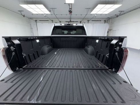 Used 2023 Toyota Tundra Capstone AWD/4WD image 12