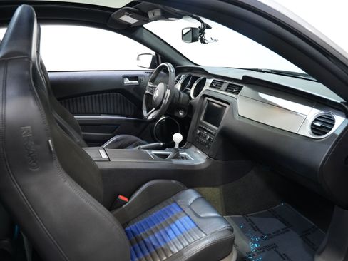 Used 2014 Ford Mustang Shelby GT500 w/ Equipment Group 821A image 30