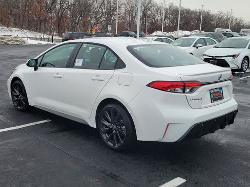 New 2026 Toyota Corolla SE image 4