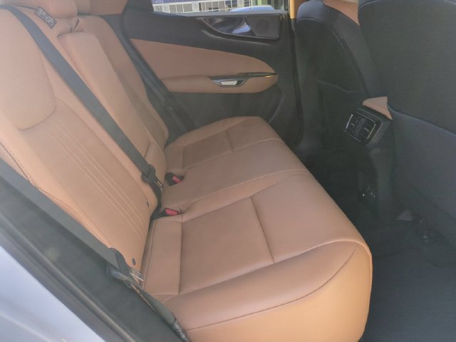 Used 2024 Lexus NX 250 FWD w/ Towing Package (2000 Lbs) image 24