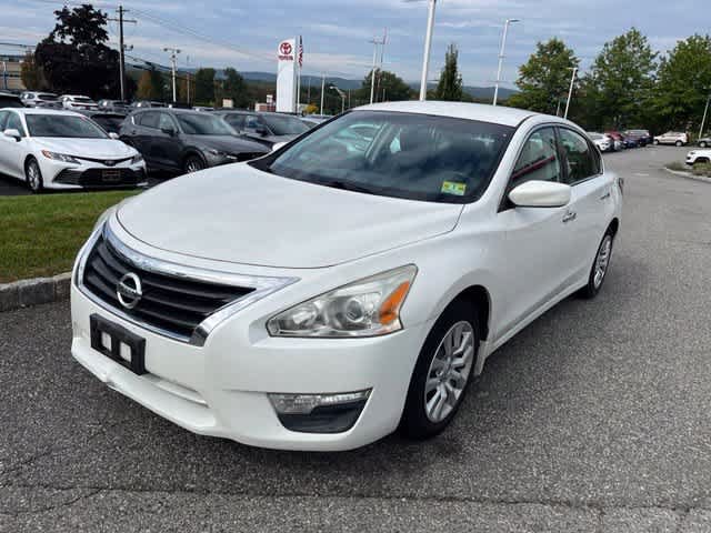 Used 2015 Nissan Altima 2.5 S w/ Power Driver Seat Package FWD image 1