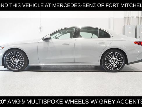 Used 2026 Mercedes-Benz E 350 4MATIC Sedan image 3