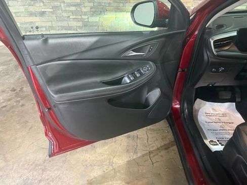 Used 2024 Buick Encore GX Preferred FWD image 9