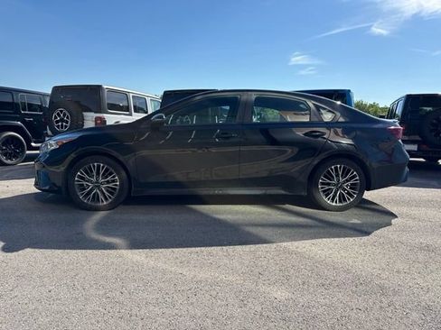 Used 2023 Kia Forte GT-Line FWD image 6