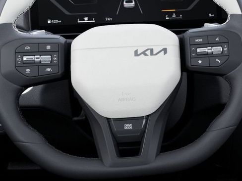 Certified 2025 Kia K4 EX w/ GT-Line Sunroof Package FWD image 22