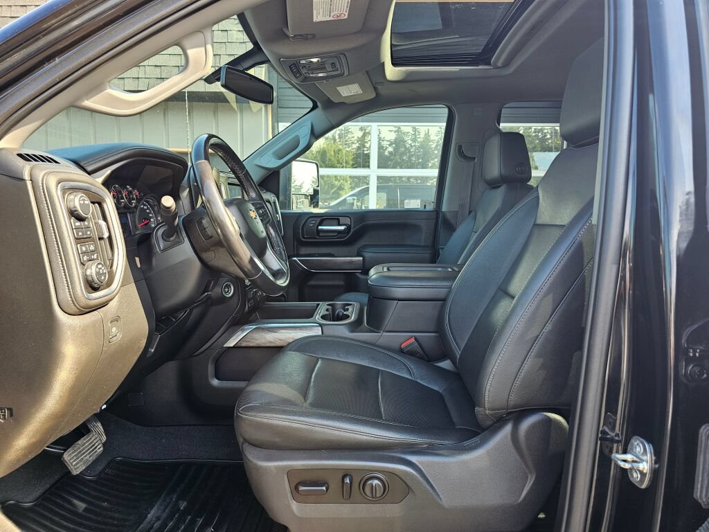 Used 2022 Chevrolet Silverado 2500 LTZ w/ LTZ Convenience Package AWD/4WD image 22