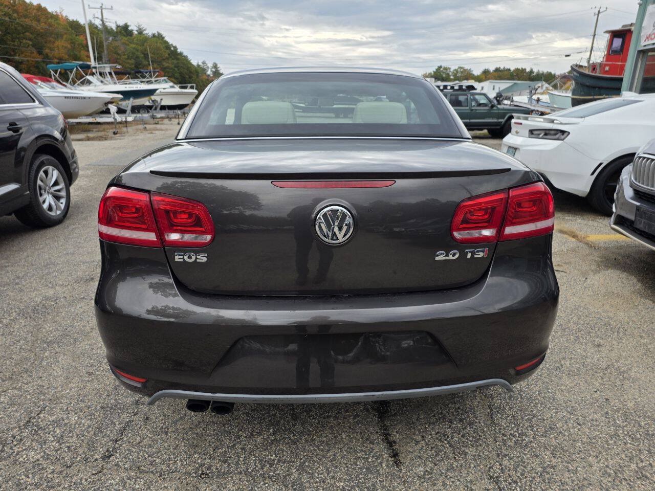 Used 2015 Volkswagen Eos Komfort FWD image 16