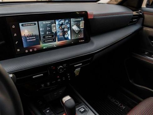 Used 2026 Nissan Kicks SR image 15