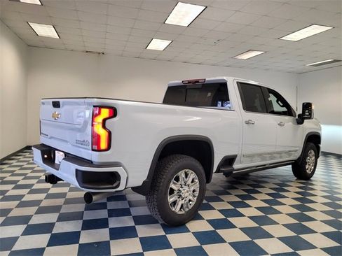 New 2026 Chevrolet Silverado 2500 High Country w/ High Country Premium Package image 7