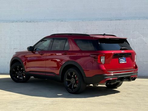 Certified 2023 Ford Explorer ST w/ Equipment Group 401A image 4