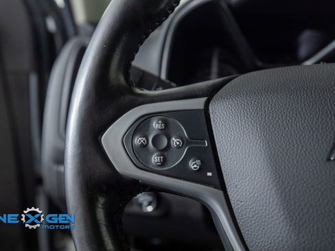 Used 2022 Chevrolet Colorado ZR2 image 14