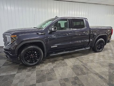 Used 2025 GMC Sierra 1500 Elevation w/ Elevation Premium Package AWD/4WD image 6