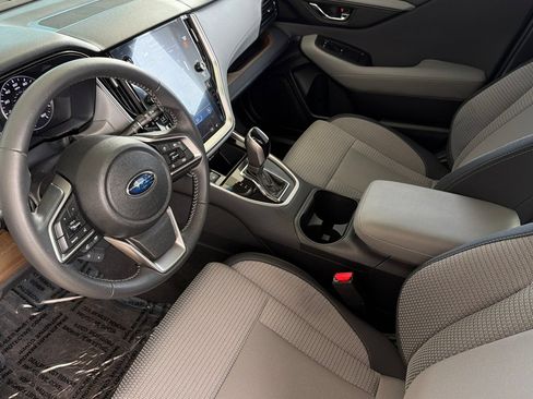 Used 2022 Subaru Outback Premium AWD/4WD image 10