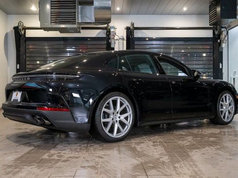 New 2026 Porsche Panamera 4 AWD/4WD image 9
