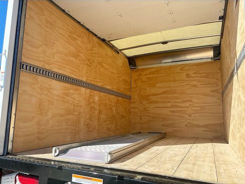 Used 2023 Mercedes-Benz Sprinter 4500 image 14