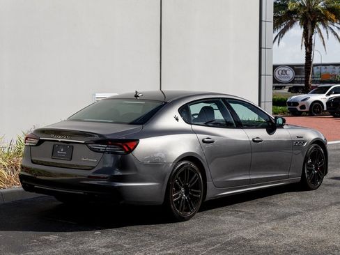 Used 2022 Maserati Quattroporte Modena image 5