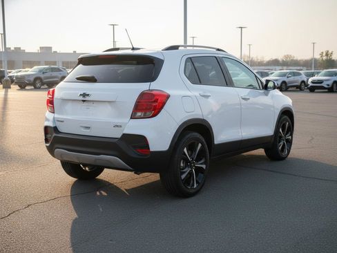 Used 2026 Chevrolet Trax RS w/ Driver Confidence Package FWD image 4