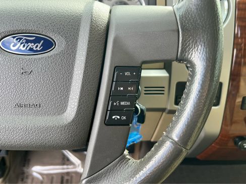 Used 2010 Ford F150 Lariat AWD/4WD image 27