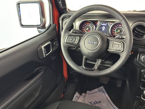 Used 2023 Jeep Wrangler Sport AWD/4WD image 19