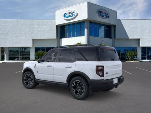New 2025 Ford Bronco Sport Outer Banks w/ Outer Banks Tech Package+ AWD/4WD image 4