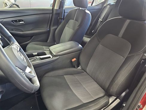 Used 2024 Nissan Sentra SV image 14