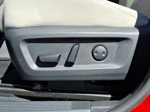 Used 2022 Nissan Rogue SV image 19