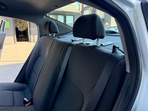 Used 2015 Kia Rio LX image 17