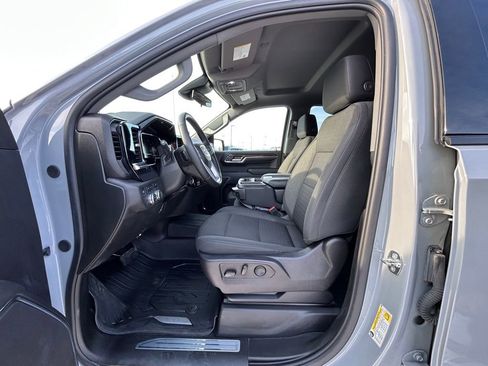 Used 2024 GMC Sierra 1500 Elevation image 2