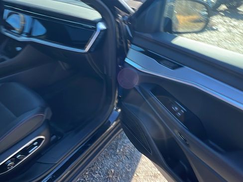 Used 2024 Jeep Wagoneer Launch Edition image 21