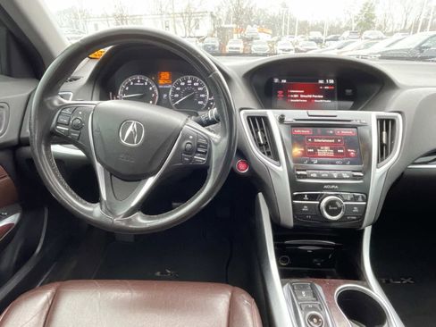 Used 2015 Acura TLX V6 image 12