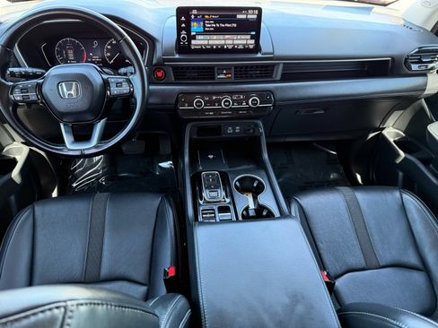 Used 2023 Honda Pilot Touring image 27