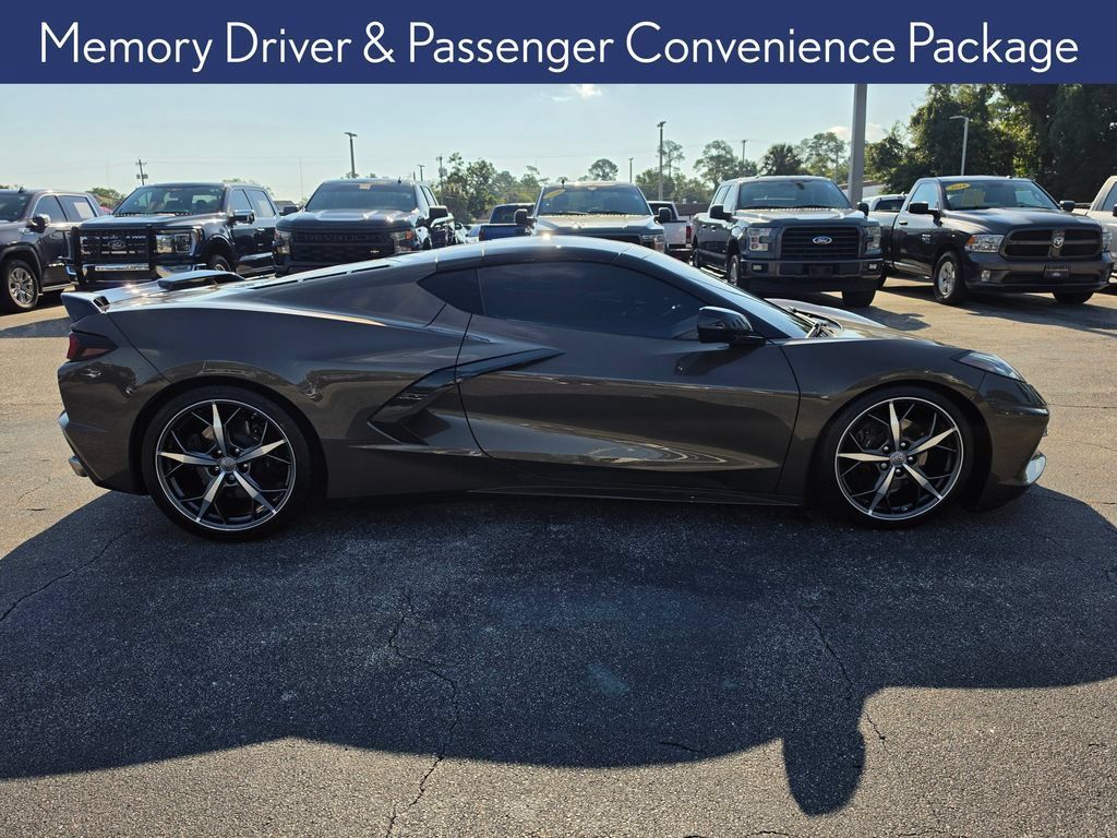 Used 2021 Chevrolet Corvette Stingray Premium Cpe w/ 3LT RWD image 6