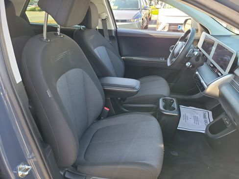 Certified 2024 Hyundai Ioniq 5 SEL RWD image 23