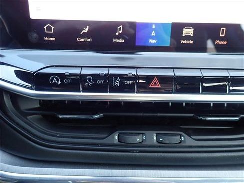 Used 2022 Jeep Compass Limited w/ (RED) Package image 22