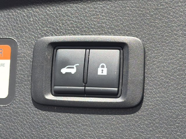Used 2024 Mitsubishi Eclipse Cross SEL AWD/4WD image 18