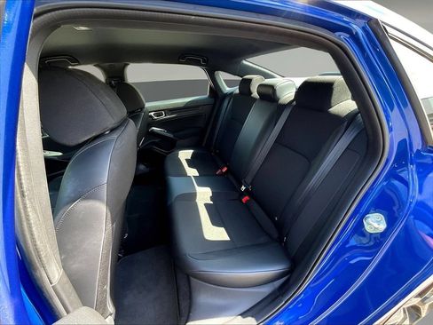 Used 2023 Honda Civic Sport image 24