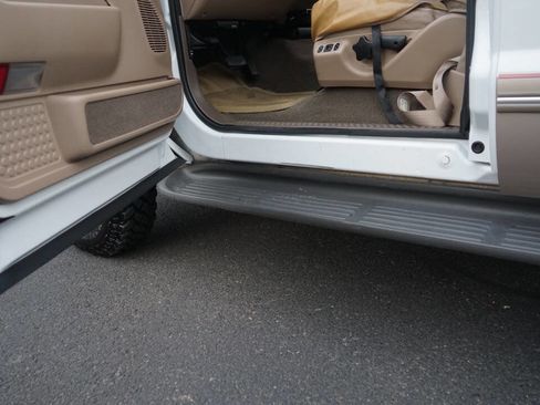 Used 1999 Ford F250 Lariat image 85