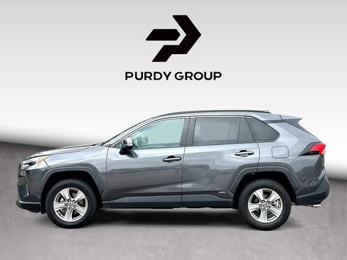 Used 2024 Toyota RAV4 XLE AWD/4WD image 5