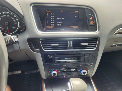 Used 2017 Audi Q5 3.0T Premium Plus w/ Technology Package image 15