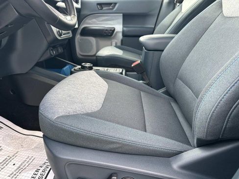 New 2025 Ford Maverick XLT w/ XLT Luxury Package image 9