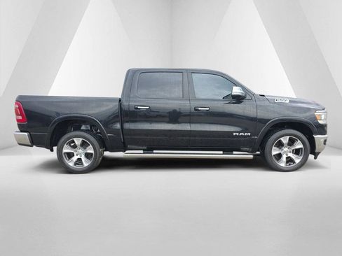 Used 2019 RAM 1500 Laramie AWD/4WD image 4