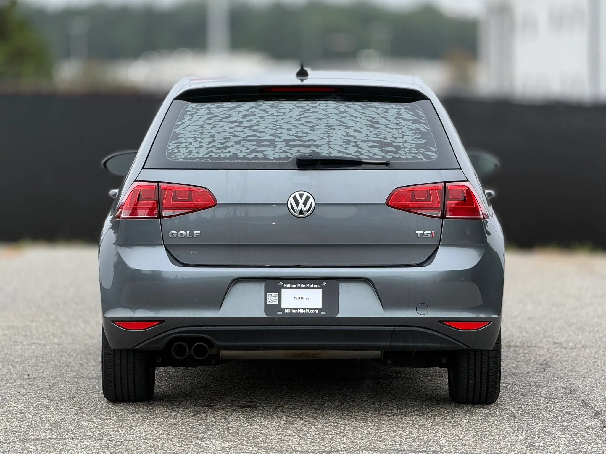 Used 2017 Volkswagen Golf Wolfsburg Edition FWD image 4