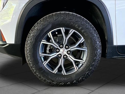 Used 2025 GMC Acadia AT4 w/ Luxury Package AWD/4WD image 10