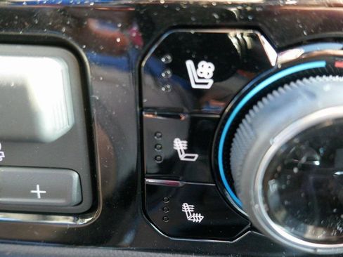 New 2026 Chevrolet Silverado 1500 ZR2 w/ LPO, Dark Essentials Package image 23