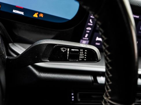 Used 2020 Porsche 911 Carrera S image 34