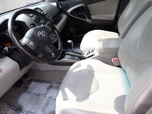 Used 2011 Toyota RAV4 Limited w/ Limited Extra Value Pkg AWD/4WD image 9