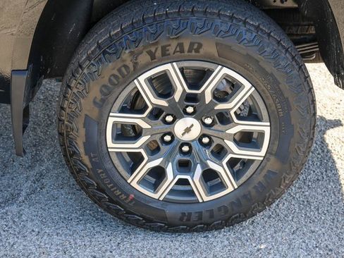 New 2026 Chevrolet Colorado Z71 w/ Z71 Convenience Package 2 image 5