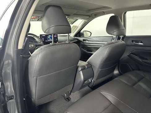 Certified 2024 Nissan Altima 2.5 SR w/ SR Premium Package FWD image 24