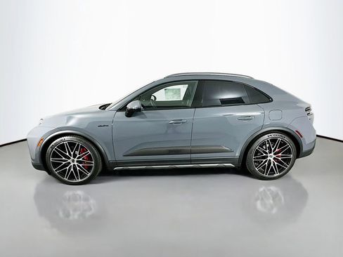 New 2025 Porsche Macan Turbo Electric image 2