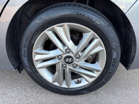 Used 2019 Hyundai Elantra SEL w/ Cargo Package image 33